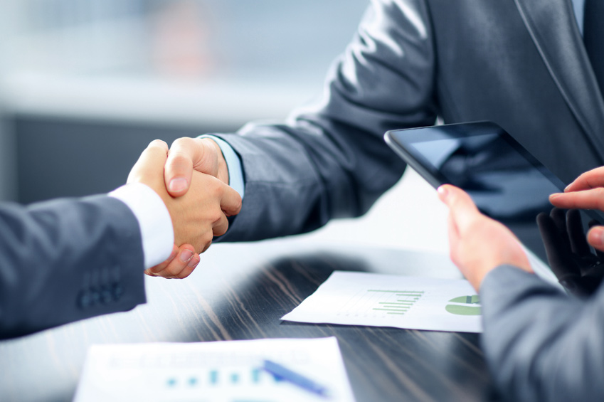 commercial-insurance-photo-left